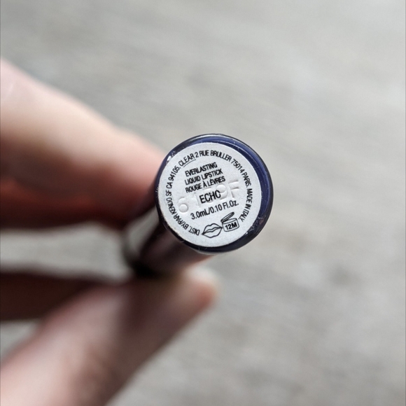 Kat Von D Everlasting Liquid Lipstick mini - Echo - Picture 2 of 3